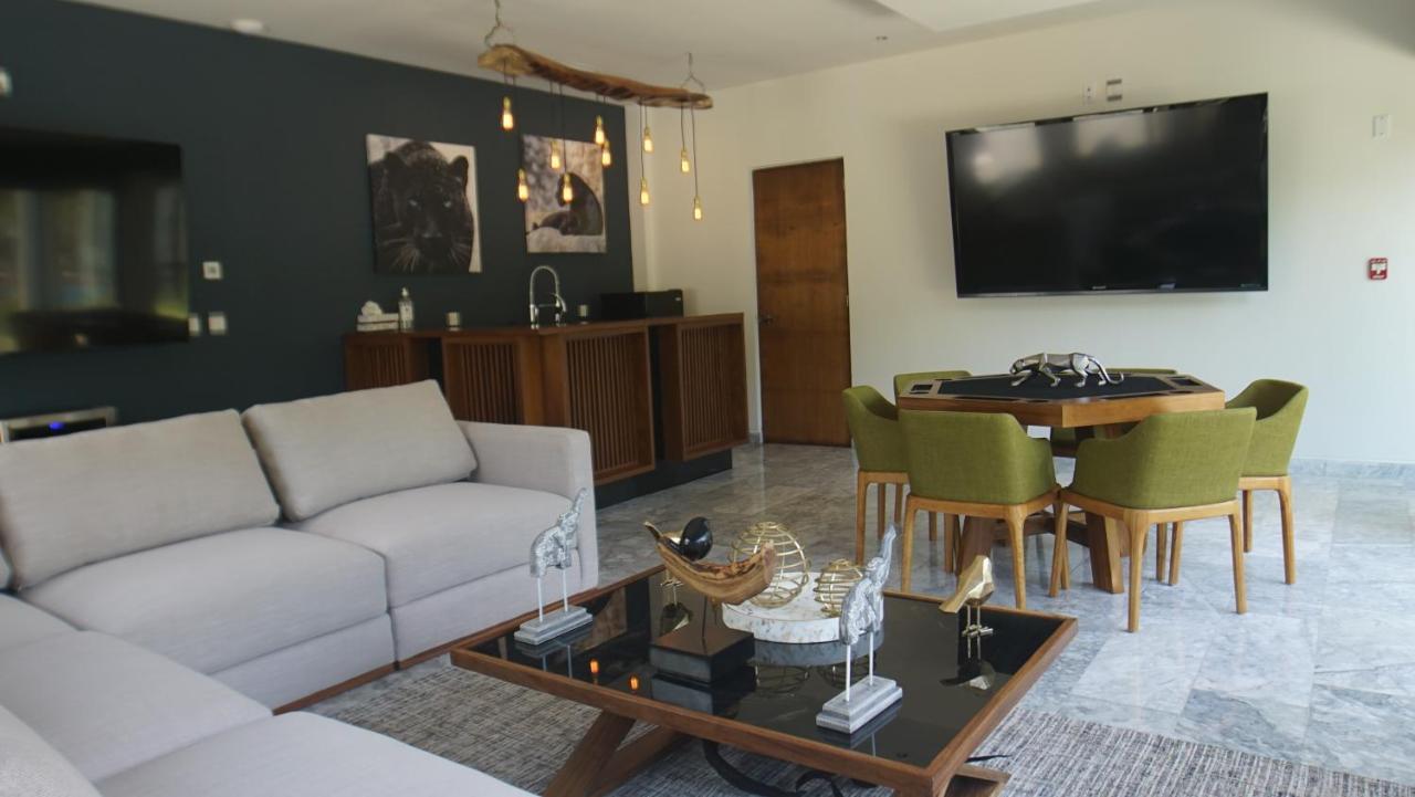 Panther Bay Boutique Hotel アクマル エクステリア 写真
