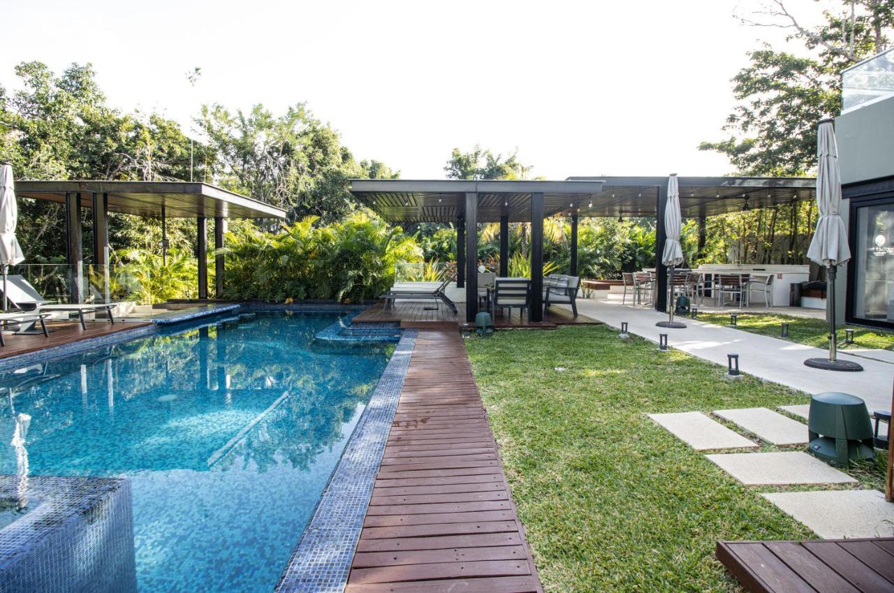 Panther Bay Boutique Hotel アクマル エクステリア 写真